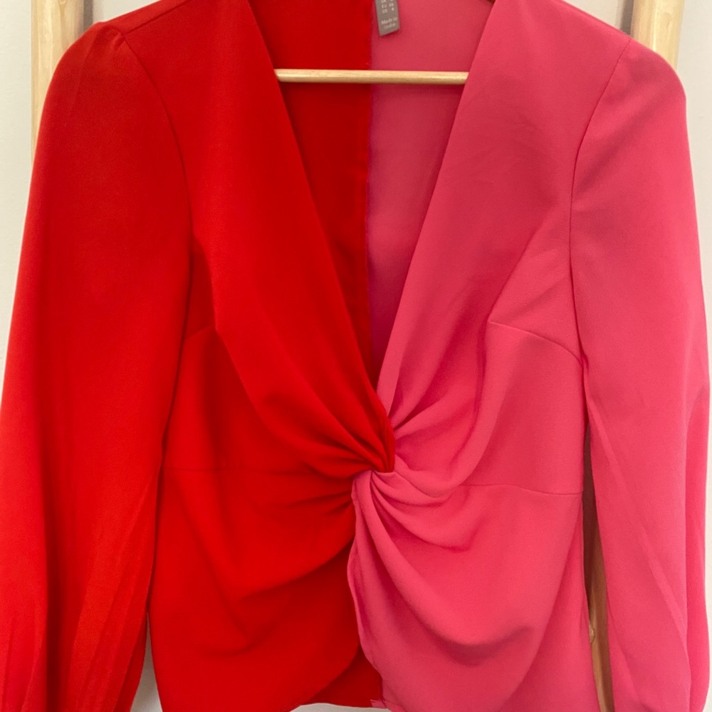 Colorblock plunge long sleeve top